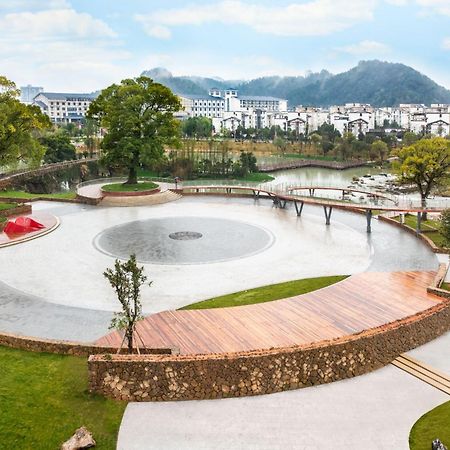 Holiday Inn Resort Yichun Mingyue Mountain By Ihg Esterno foto