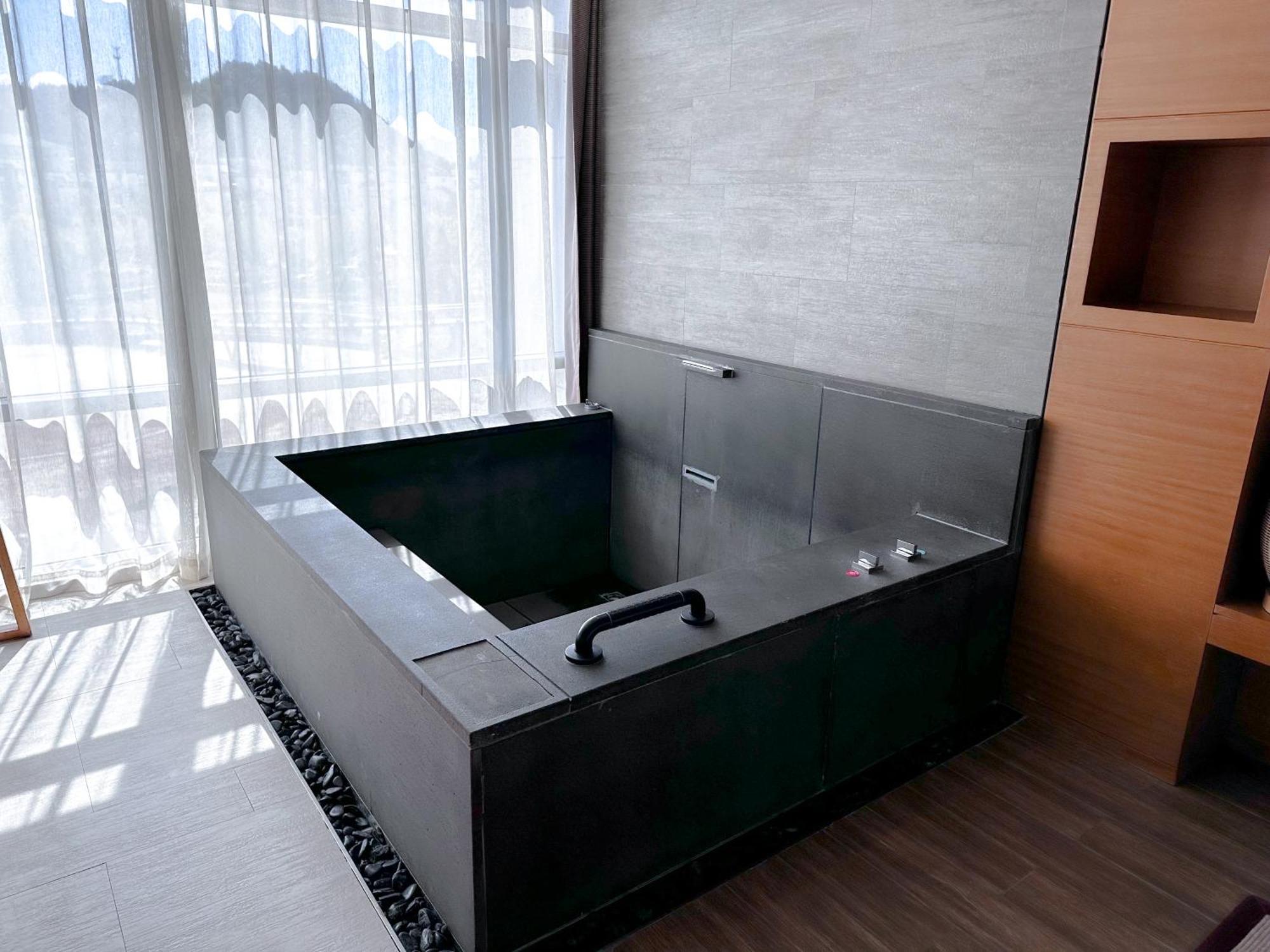 Holiday Inn Resort Yichun Mingyue Mountain By Ihg Esterno foto