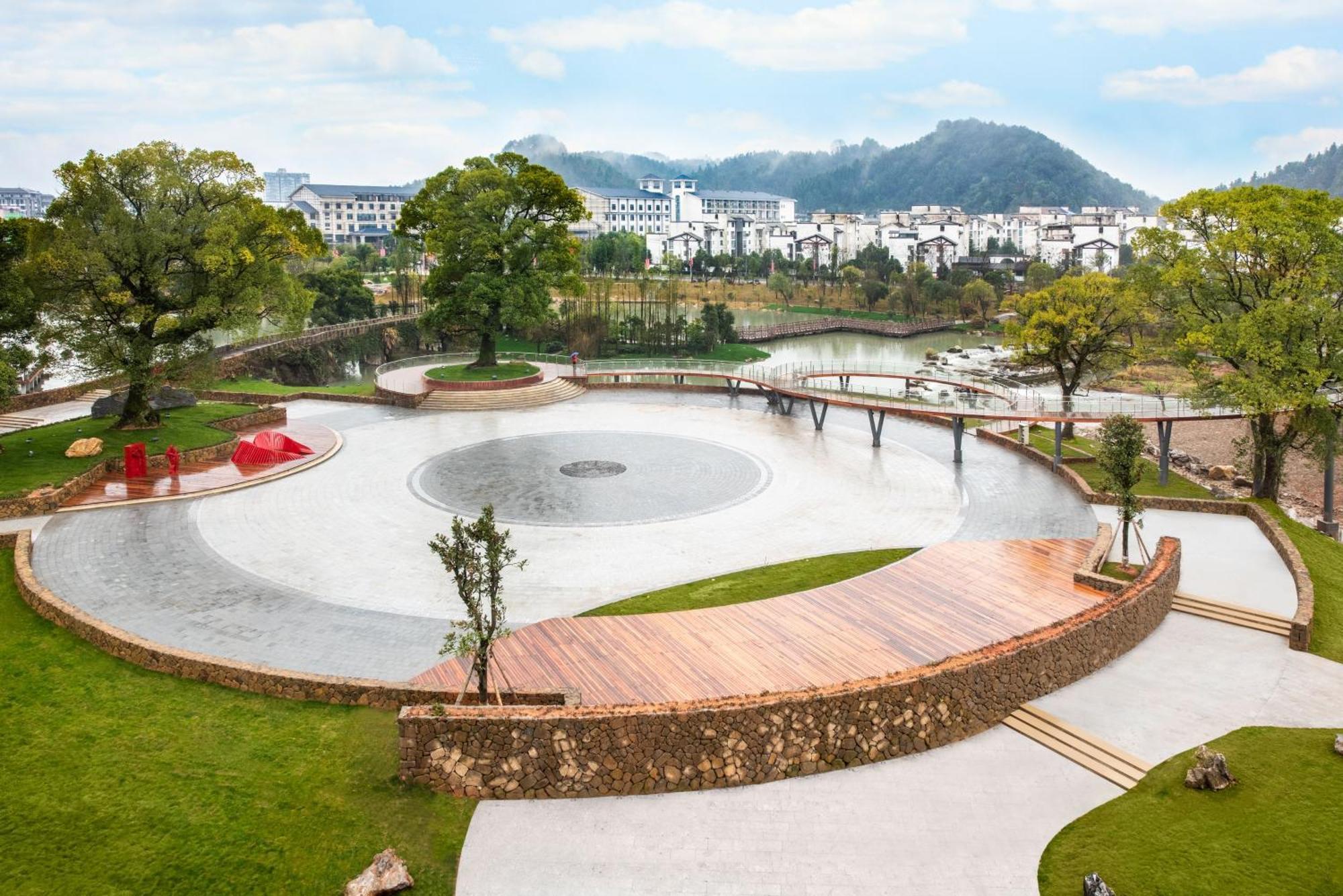 Holiday Inn Resort Yichun Mingyue Mountain By Ihg Esterno foto